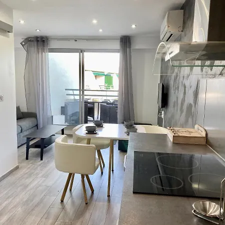 L'hermitage - Moderne - Piscine - Ascenseur - Quart Golf Apartment *